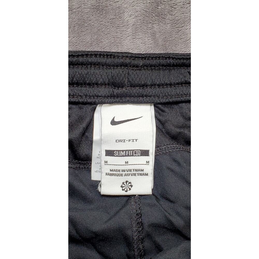 Nike Dri-FIT Slim Fit Size M Shorts Women's Black Running Hiking Gym Yoga C10-14 - Picture 4 of 8